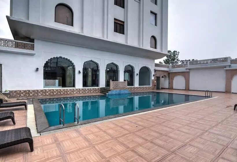 Fotos del hotel Utkarsh Vilas Tavisha:  3