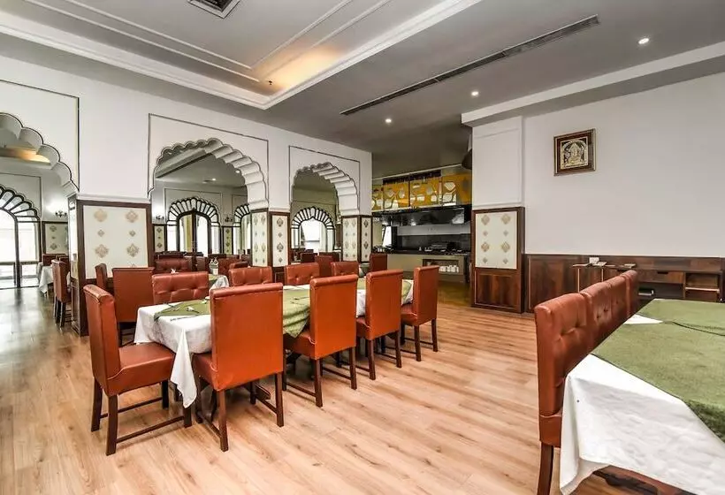 Fotos del hotel Utkarsh Vilas Tavisha:  5