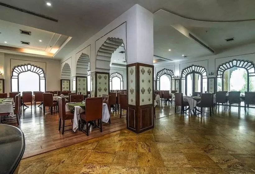 Fotos del hotel Utkarsh Vilas Tavisha:  15