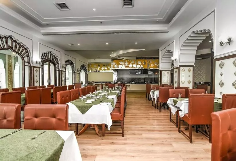 Fotos del hotel Utkarsh Vilas Tavisha:  9