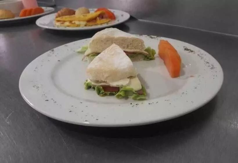 Fotos del hotel Confort 80 Zona Rosa:  11