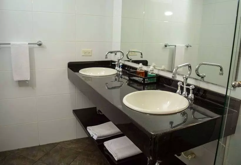 Fotos del hotel Confort 80 Zona Rosa:  12