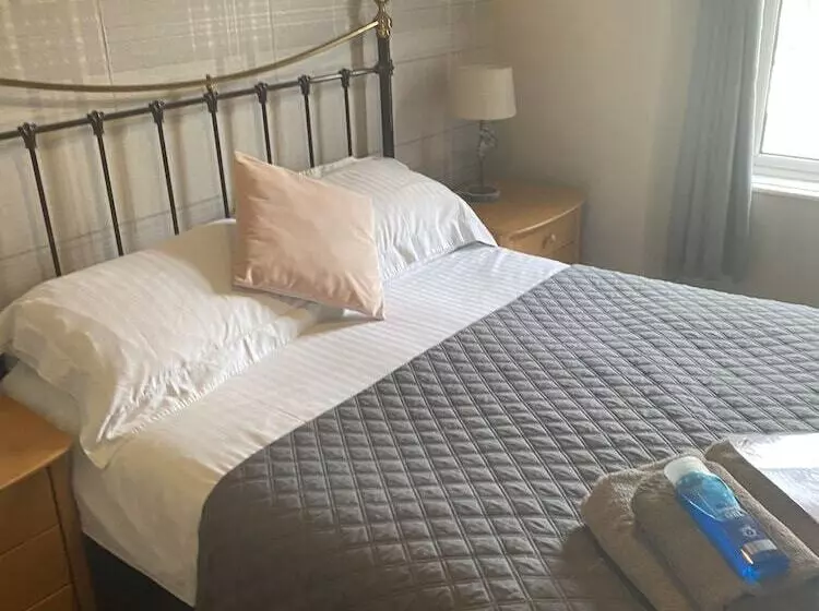 Fotos del hotel Autumn Leaves Guest House:  12