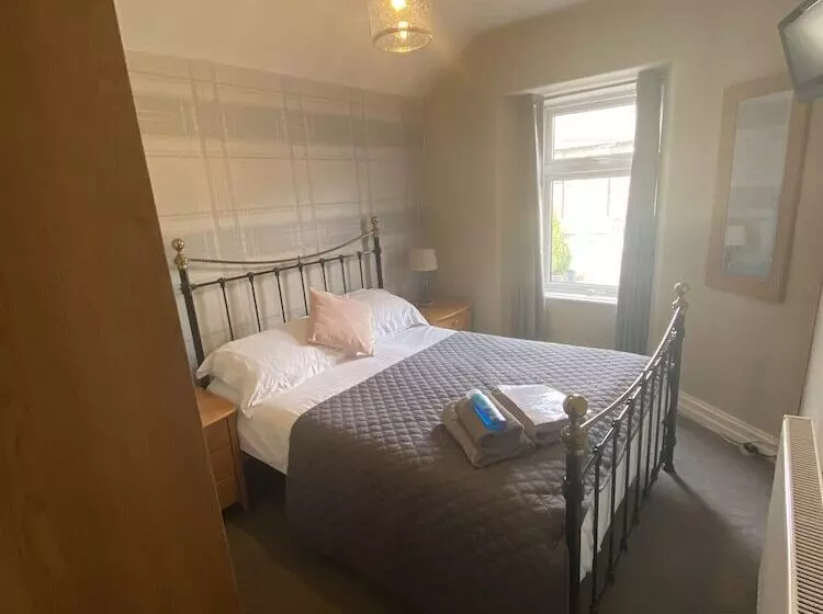 Fotos del hotel Autumn Leaves Guest House:  16