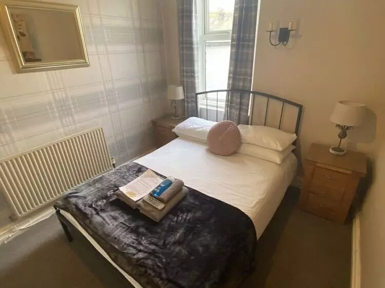 Fotos del hotel Autumn Leaves Guest House:  4