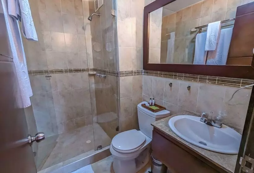 Fotos del hotel Charlotte Plaza 26:  10