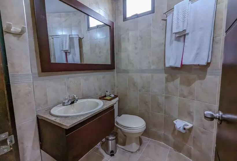 Fotos del hotel Charlotte Plaza 26:  12