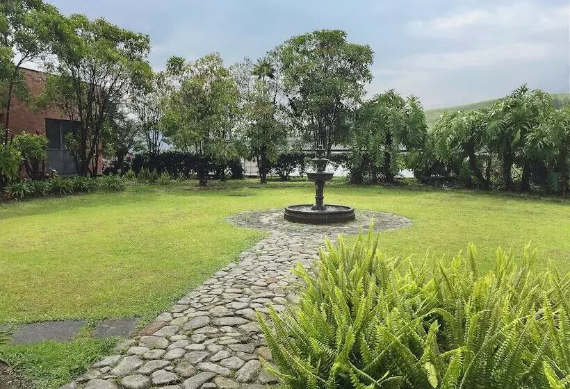 Fotos del hotel Estelar Recinto Del Pensamiento Hotel Y Centro De Convenciones:  9