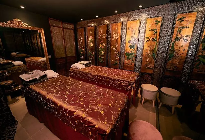 Fotos del hotel Radisson Blu Hotel, Madrid Prado:  7