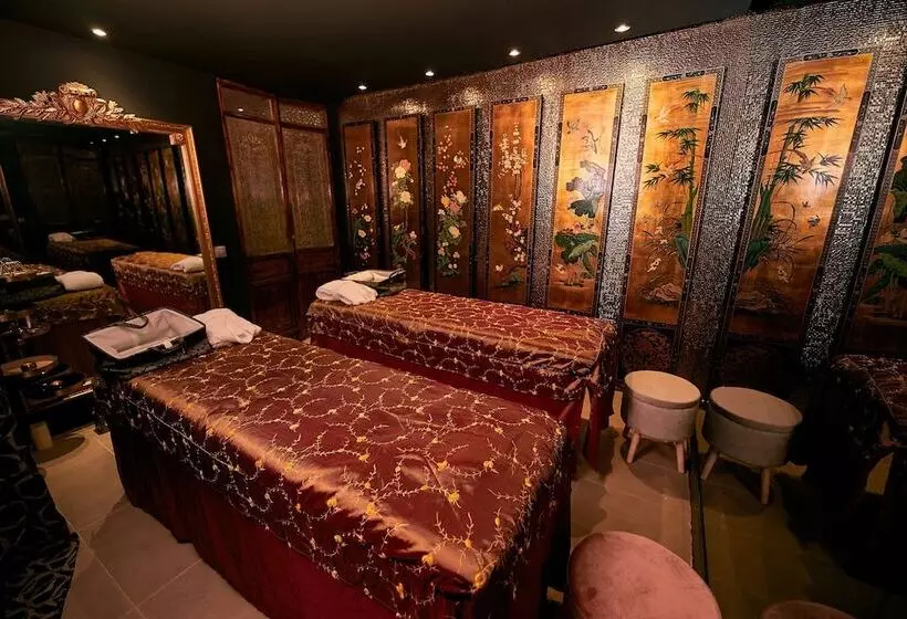 Fotos del hotel Radisson Blu Hotel, Madrid Prado:  4