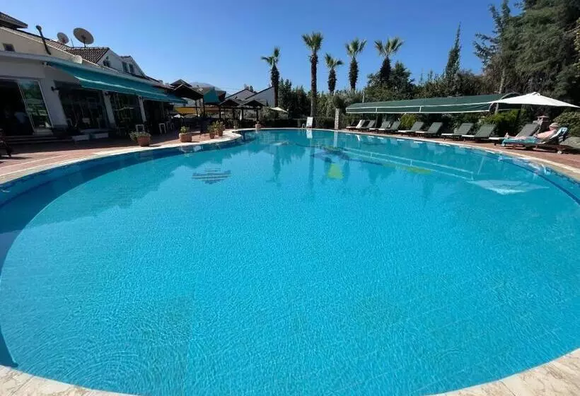 Fotos del hotel Rebin Beach:  7