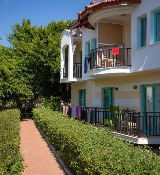 Fotos del hotel Rebin Beach:  5