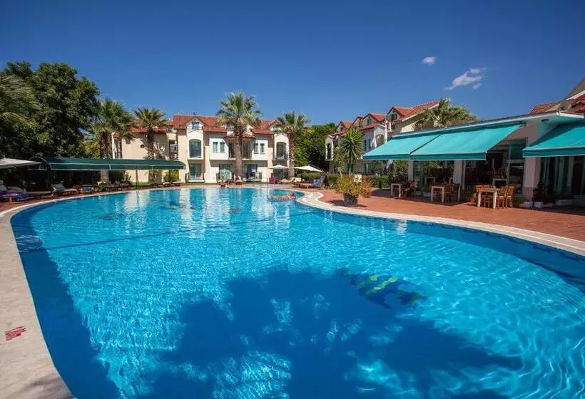 Fotos del hotel Rebin Beach:  11