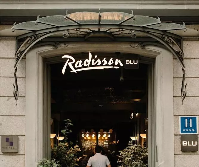 Fotos del hotel Radisson Blu Hotel, Madrid Prado:  28