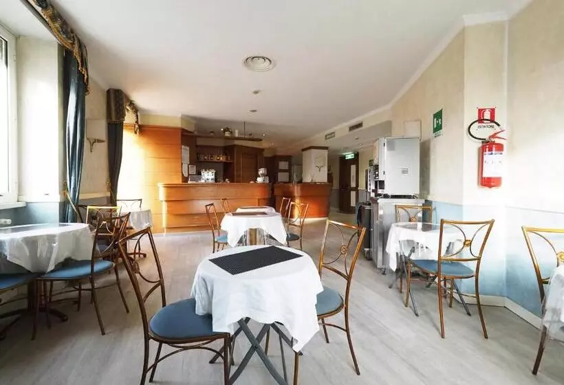 Fotos del hotel Laura:  12