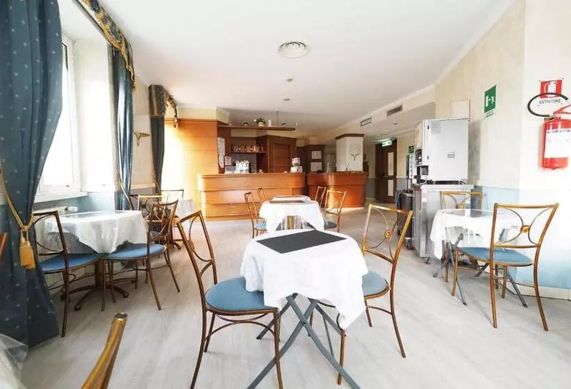 Fotos del hotel Laura:  3