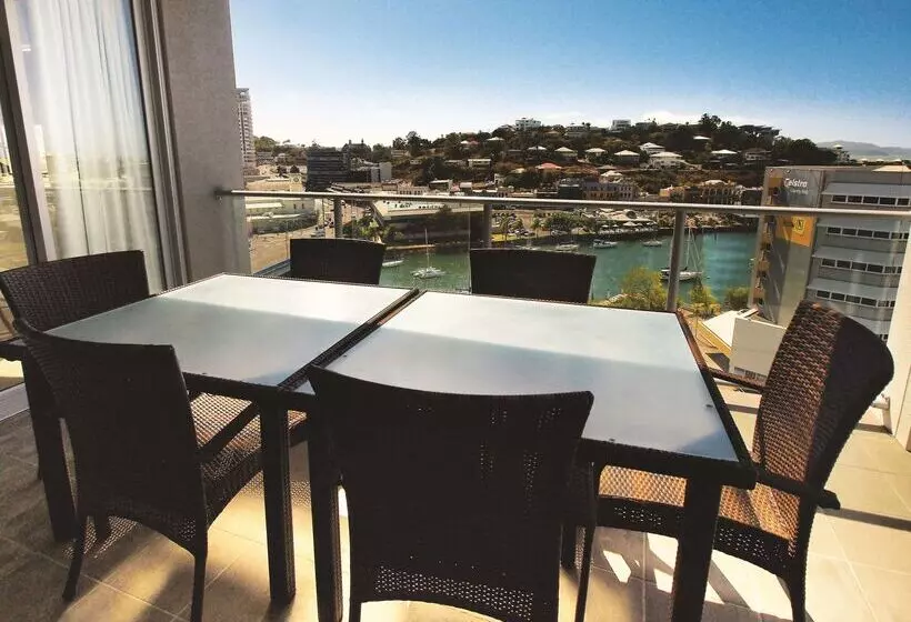 Fotos del hotel Oaks Townsville Gateway Suites:  29