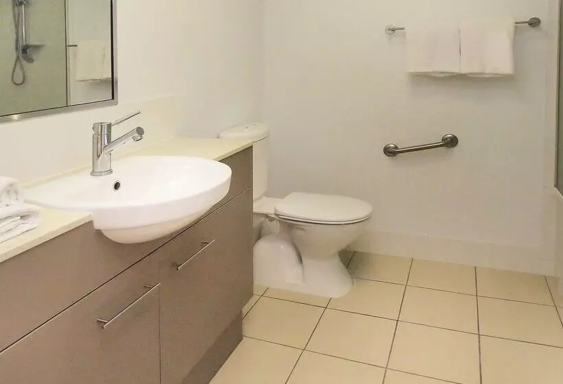 Fotos del hotel Oaks Townsville Gateway Suites:  20