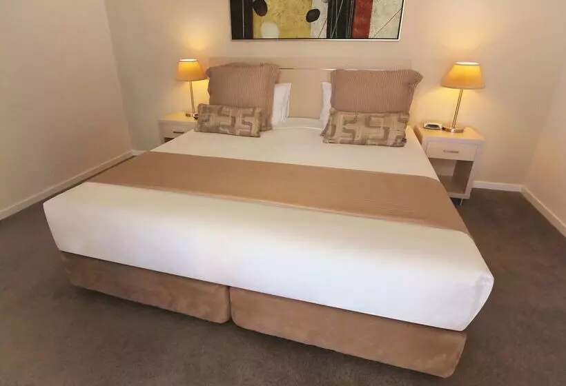 Fotos del hotel Oaks Townsville Gateway Suites:  7