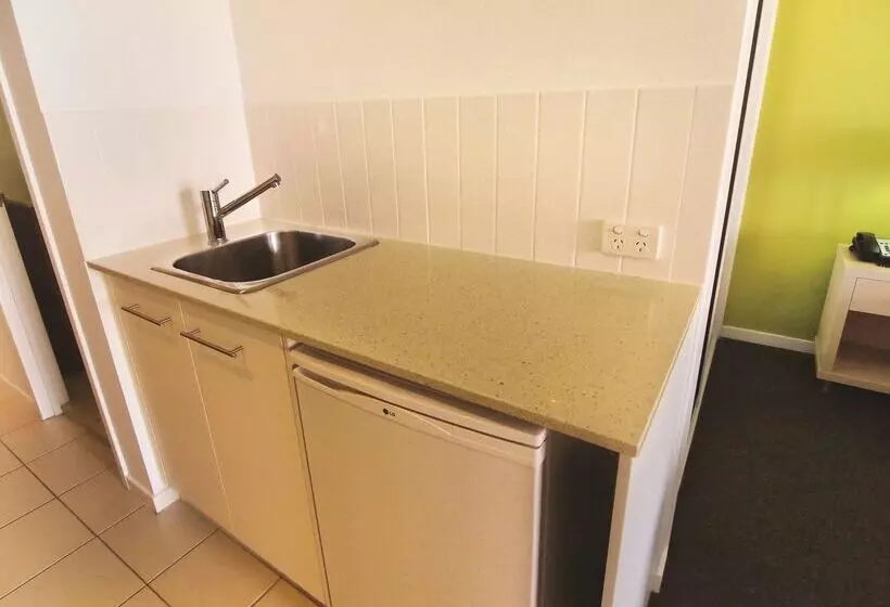 Fotos del hotel Oaks Townsville Gateway Suites:  17