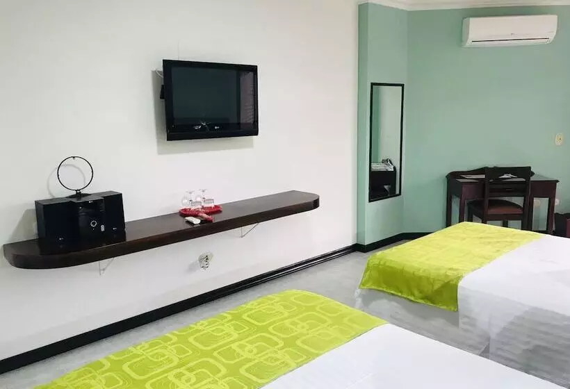 Fotos del hotel Internacional Casa Morales:  2