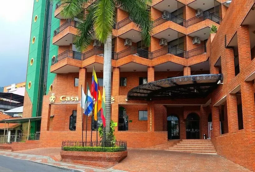 Internacional Casa Morales