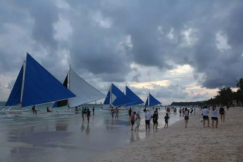 Fotos del hotel Crown Regency Beach Resort Boracay:  8