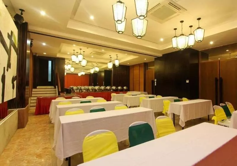 Fotos del hotel Crown Regency Beach Resort Boracay:  6