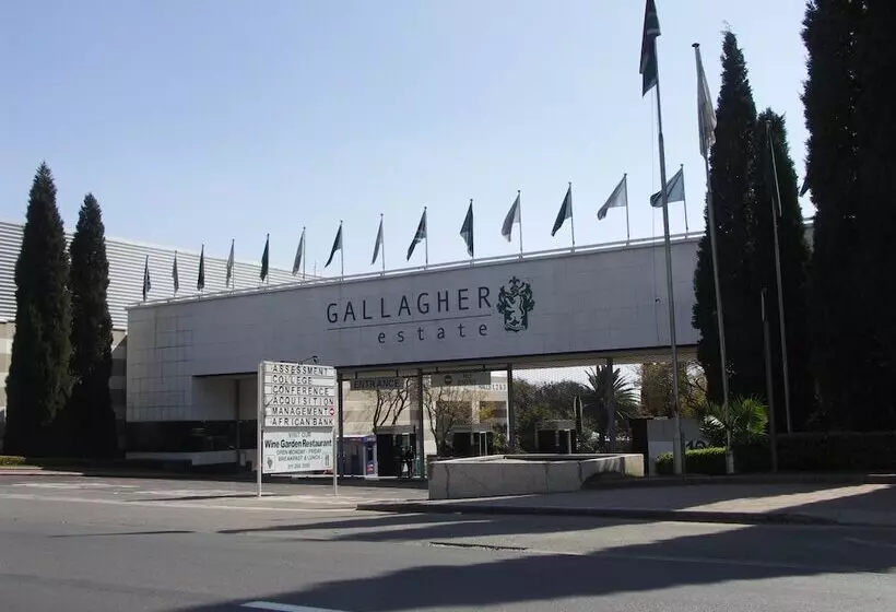 Fotos del hotel Holiday Inn Express Sandtonwoodmead, An Ihg:  16