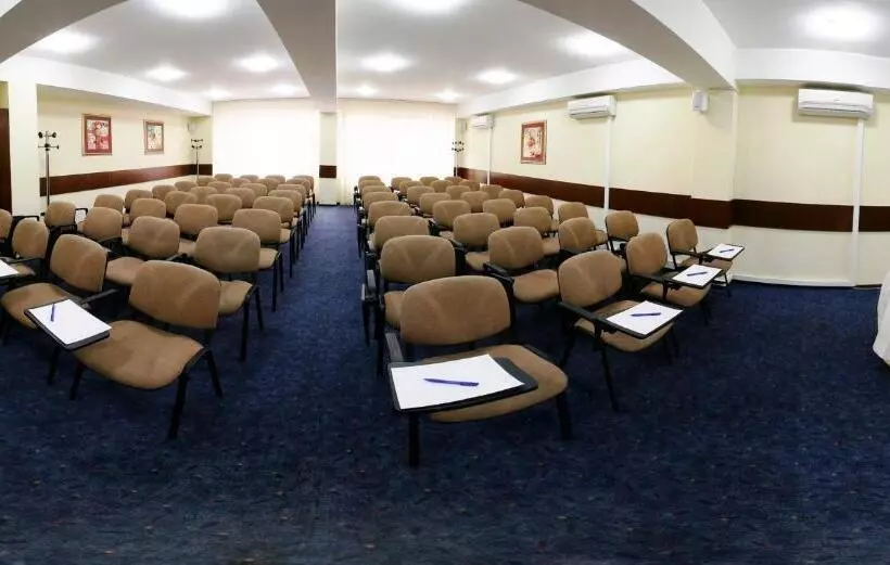 Fotos del hotel Premier:  8