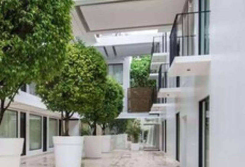 Fotos del hotel The Tides:  7