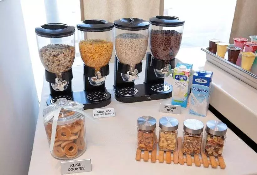 Fotos del hotel As:  24