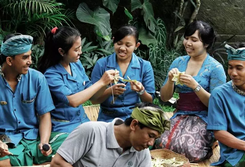 Fotos del hotel Nick S Hidden Cottages:  15