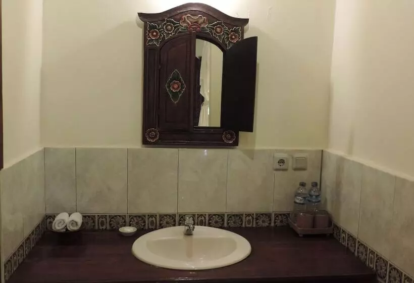 Fotos del hotel Nick S Hidden Cottages:  5