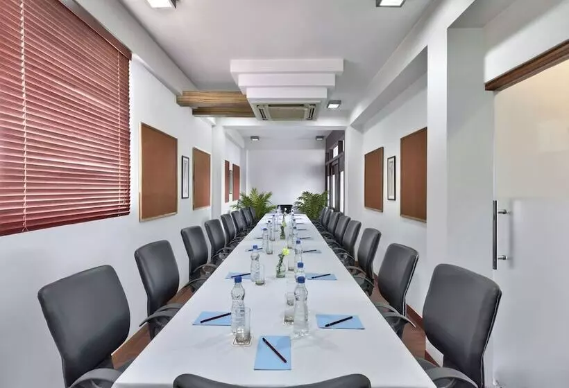 Fotos del hotel Regale Inn:  8