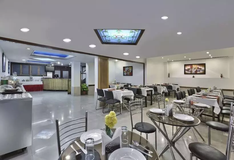 Fotos del hotel Regale Inn:  4