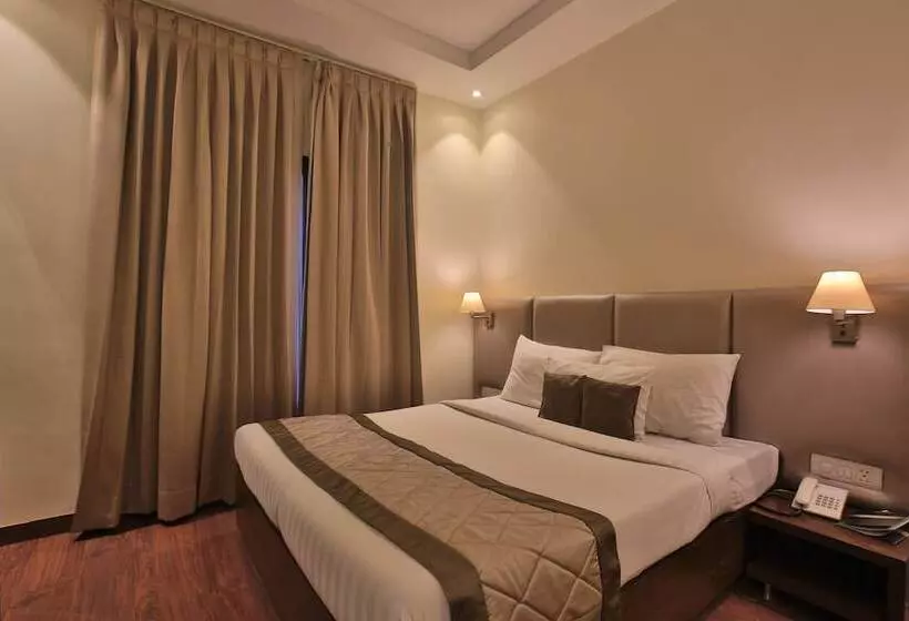 Fotos del hotel Regale Inn:  24