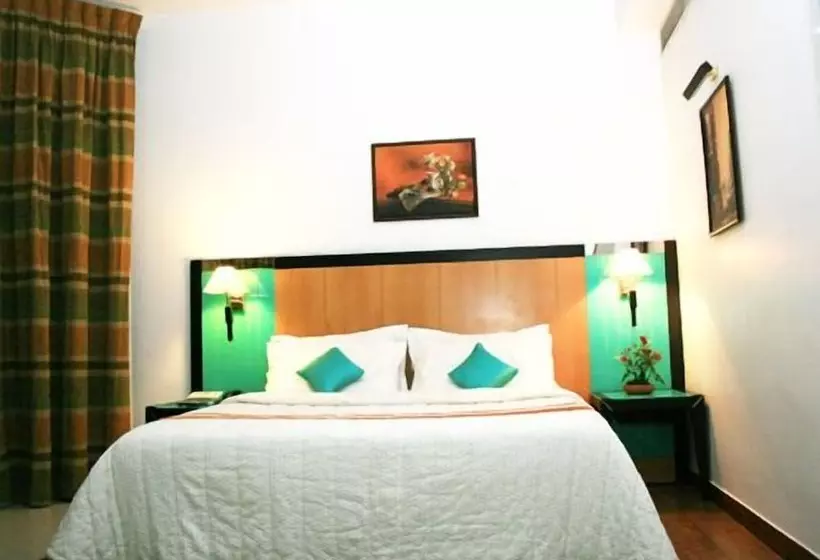 Fotos del hotel The Mercy Luxury Business:  5