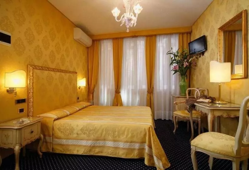 Fotos del hotel Castello:  18