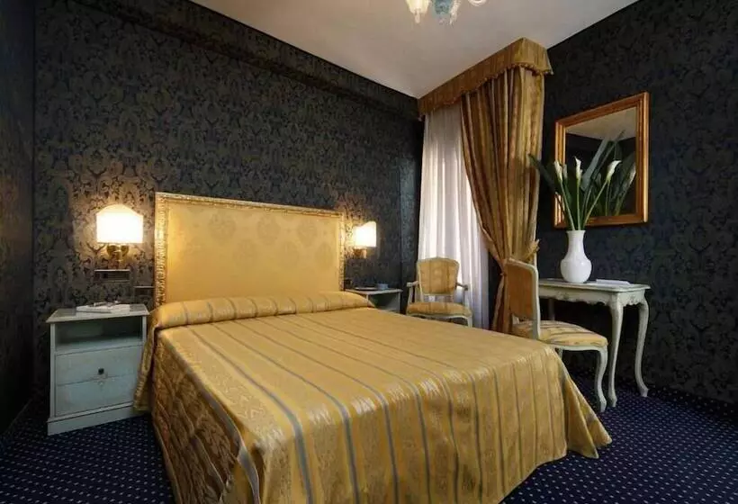 Fotos del hotel Castello:  14