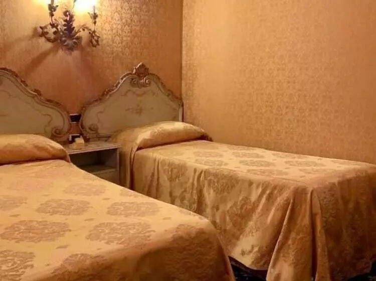 Fotos del hotel Castello:  20