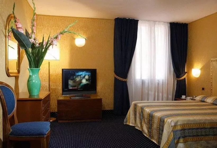 Fotos del hotel Castello:  16