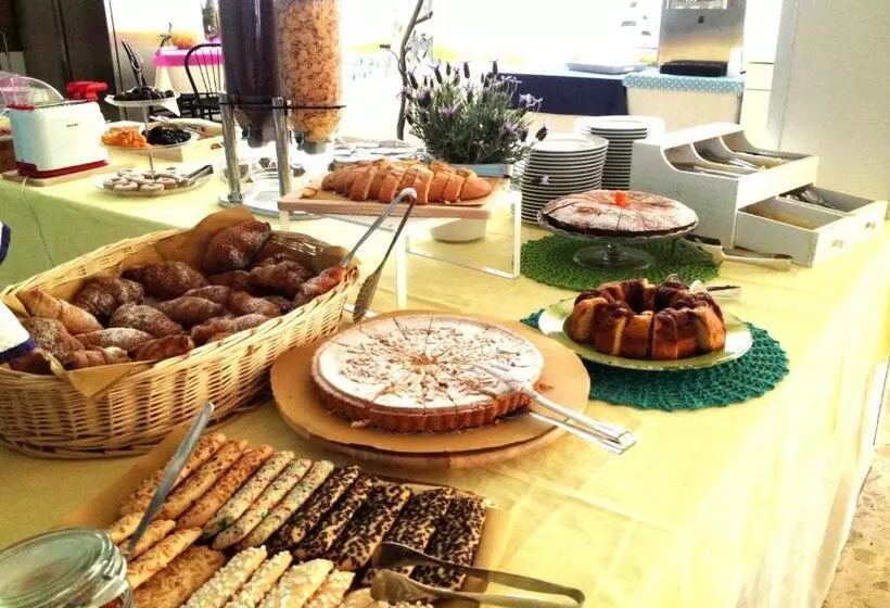 Fotos del hotel Lux:  12