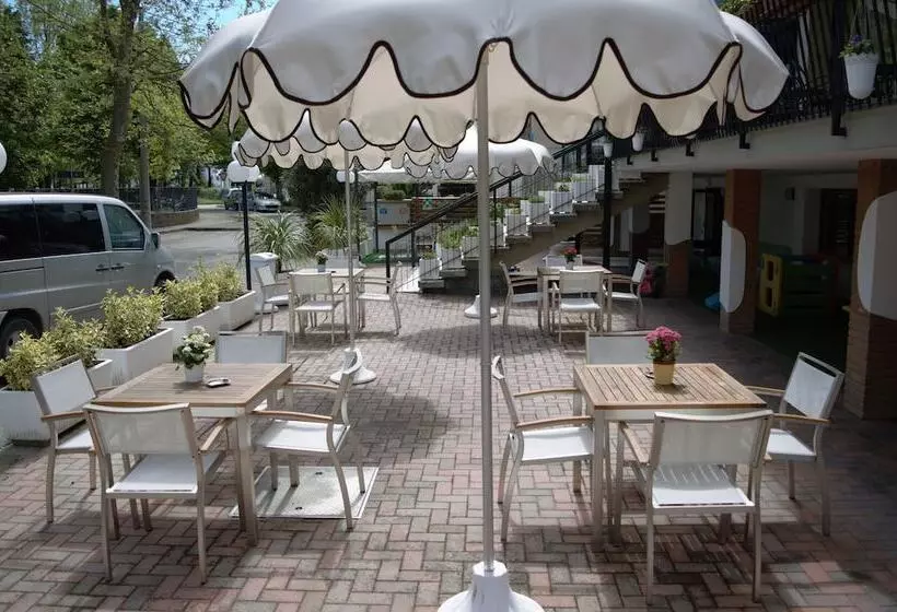 Fotos del hotel Lux:  20