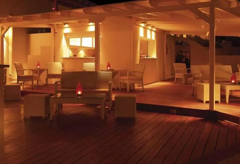 Fotos del hotel Nissaki Beach:  7