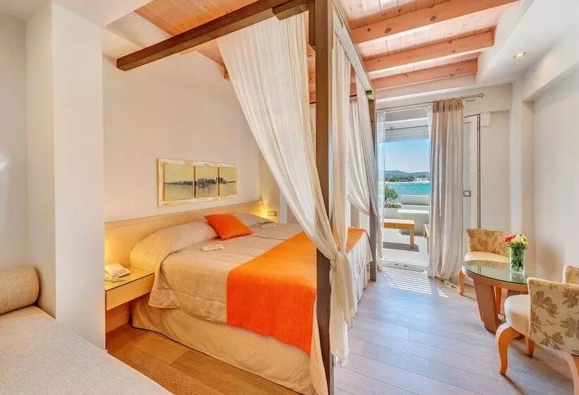 Fotos del hotel Nissaki Beach:  23