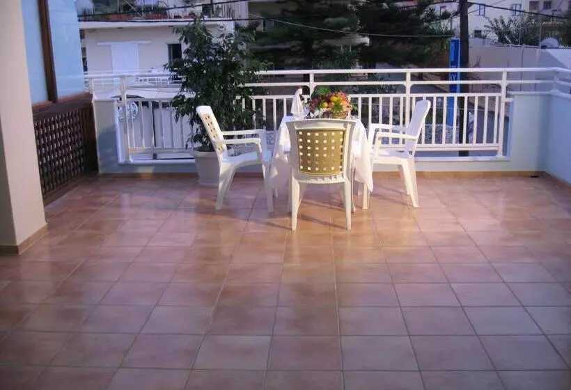 Fotos del hotel Despina Studios:  4