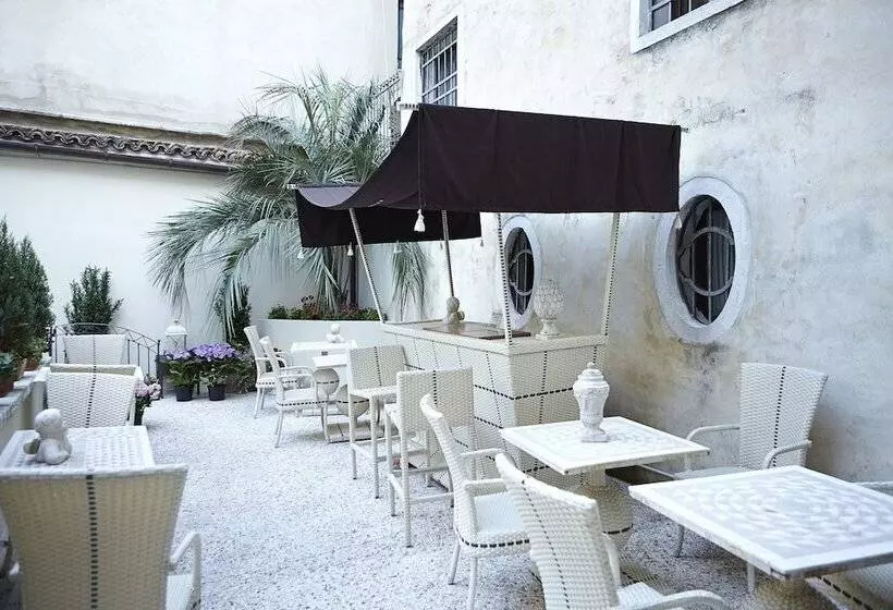 Fotos del hotel Palazzo Paruta & Wellness Apartments:  8