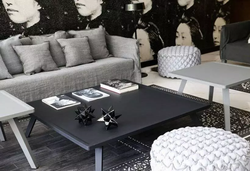 Ilum Experience Home