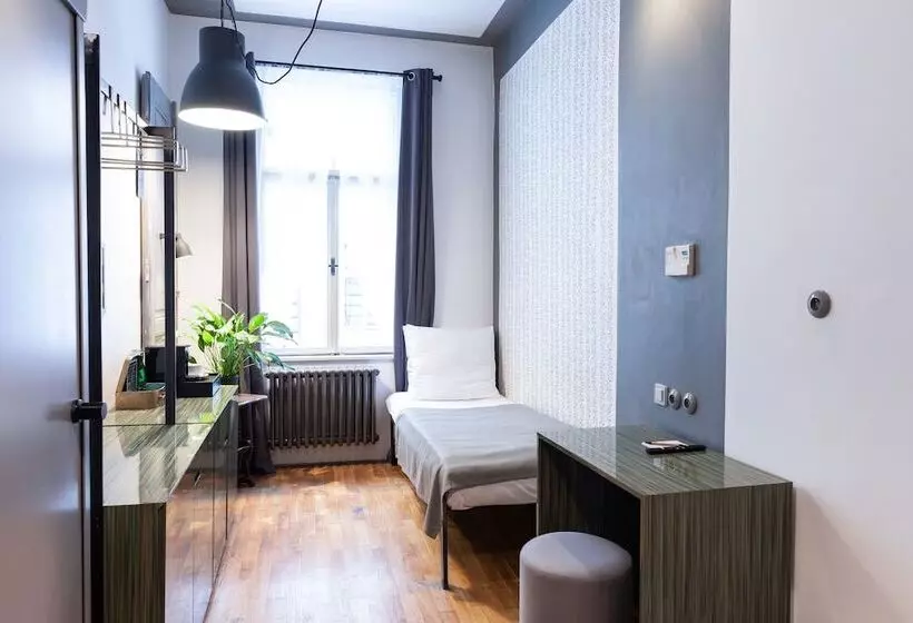 Miss Sophie’s New Town & Wellness